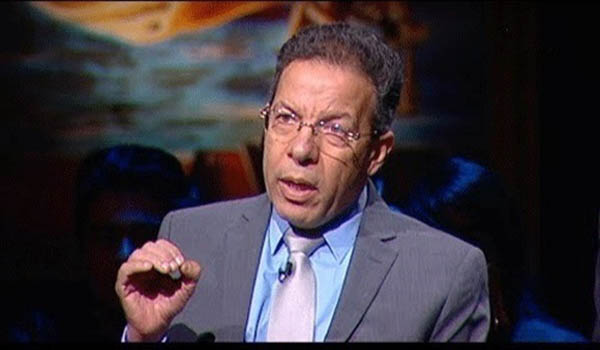 وضع أطباء الامتياز غير مشجع.. نقيب الأطباء: وقف قبول طلاب جدد في هذه الجامعات